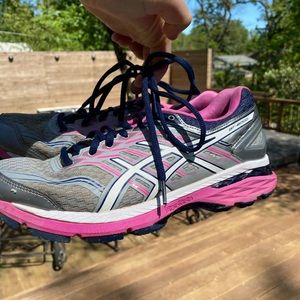 ASICS Gel GT 2000 V 5 Grey Navy Pink